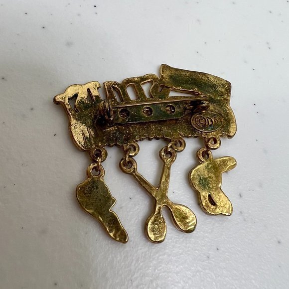 DM David Monn Super Stylist Brooch Charm Dangle Pink Yellow Enamel Gift Pin Used - Picture 4 of 6